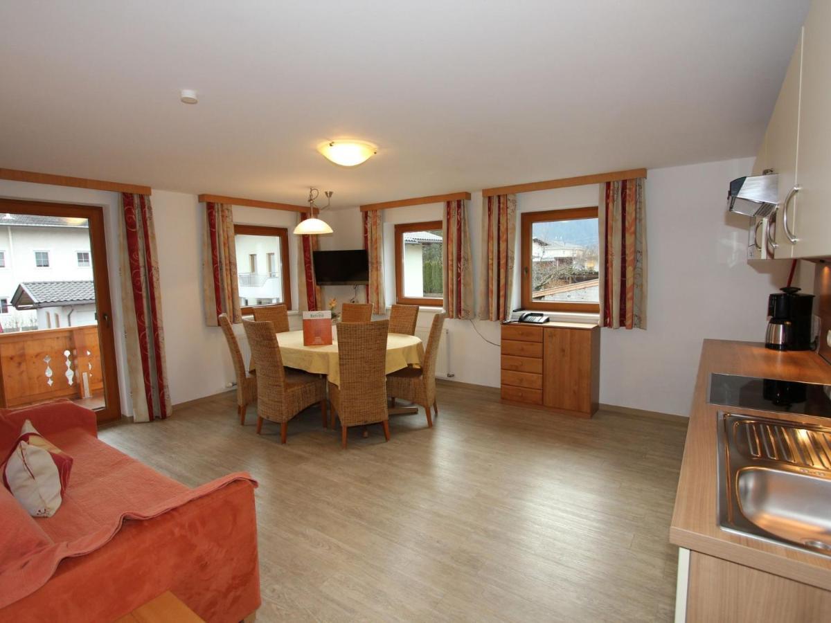 Holiday Flat In Uderns Near The Ski Area Bagian luar foto
