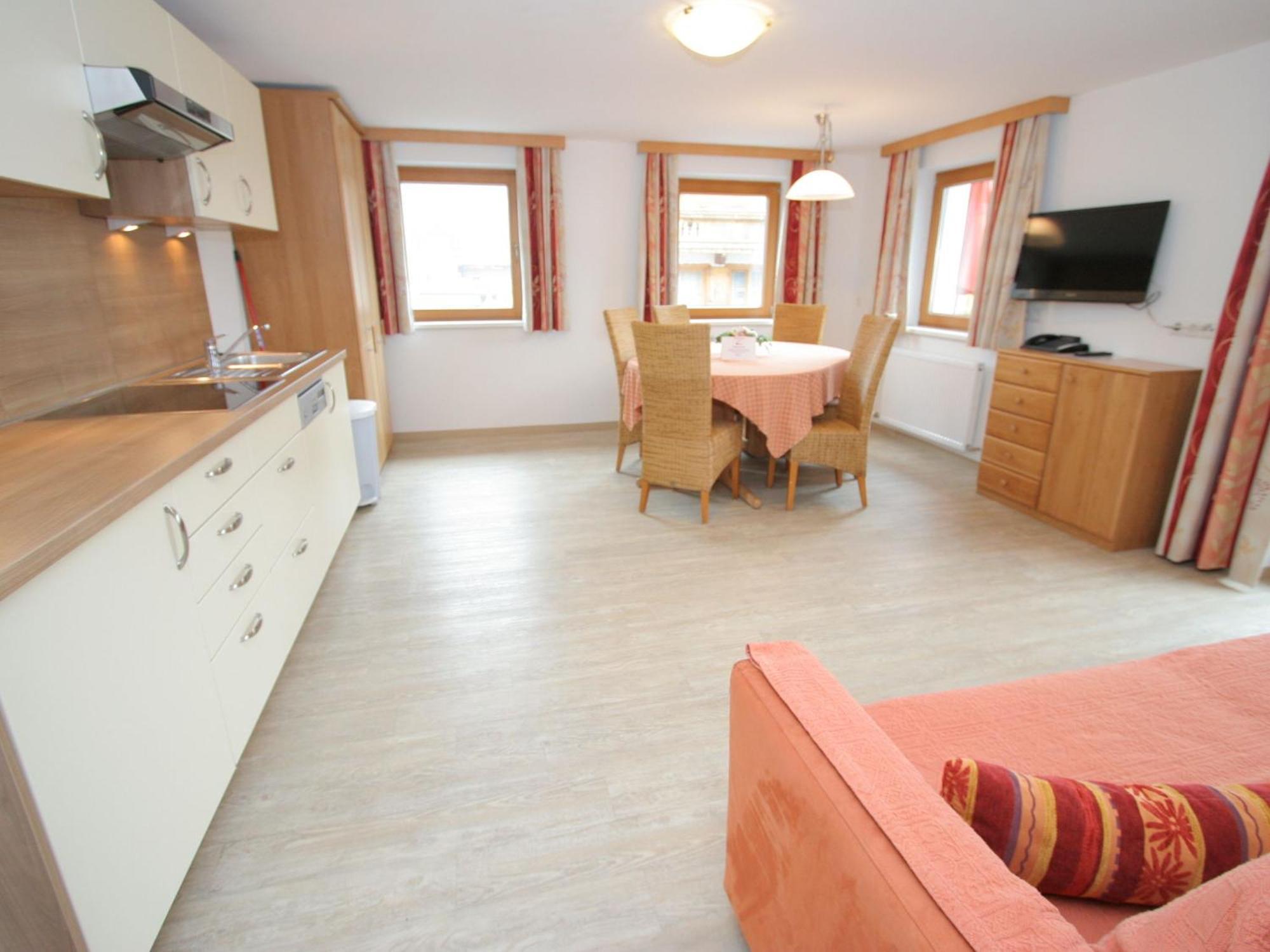 Holiday Flat In Uderns Near The Ski Area Bagian luar foto